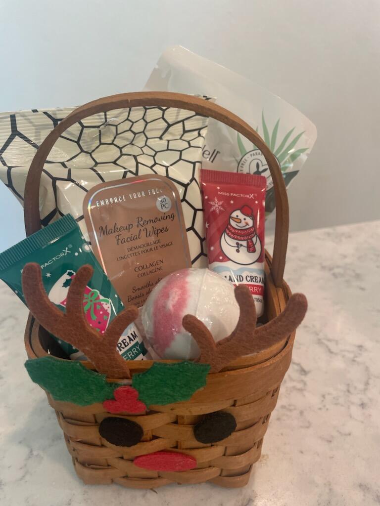 Holiday Spa Gift Basket